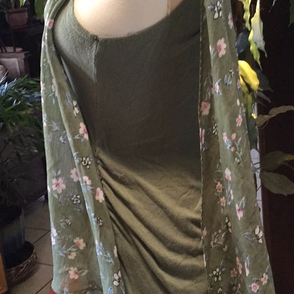 Blouse - Picture 3 of 4